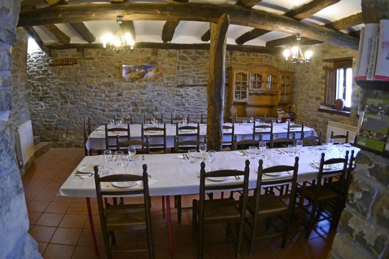 Albergue Restaurante De Artieda Εξωτερικό φωτογραφία