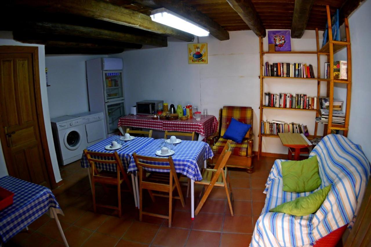 Albergue Restaurante De Artieda Εξωτερικό φωτογραφία